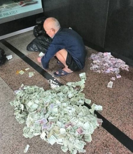 you_will_be_surprised_what_this_chinese_beggar_really_earns_640_02