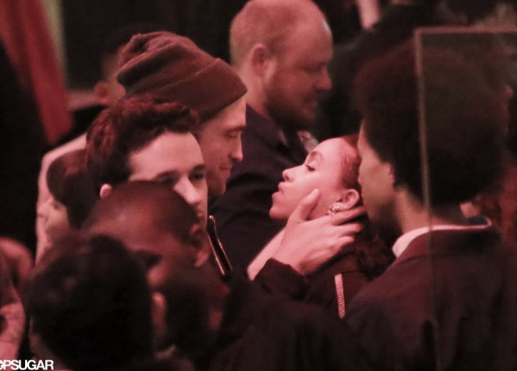 Robert-Pattinson-FKA-Twigs-Kissing-LA
