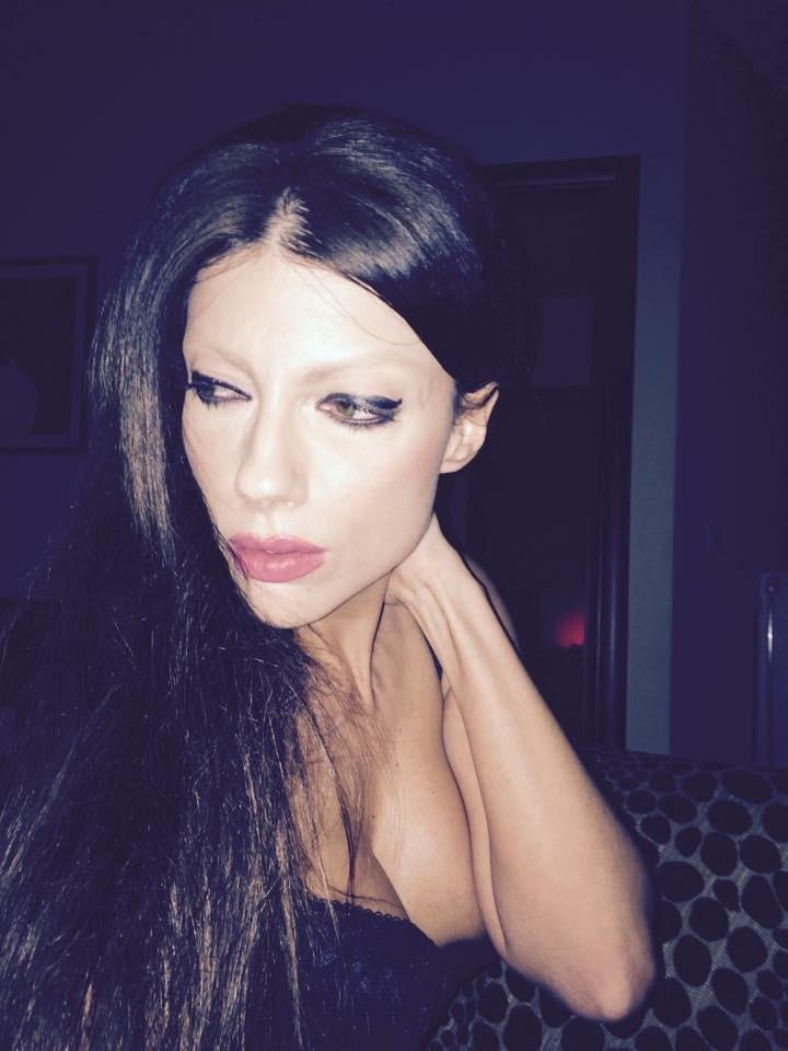 “Ελενα Γκρέκου: Έγινε »πόρνη» για της ανάγκες της 10ης Εντολής