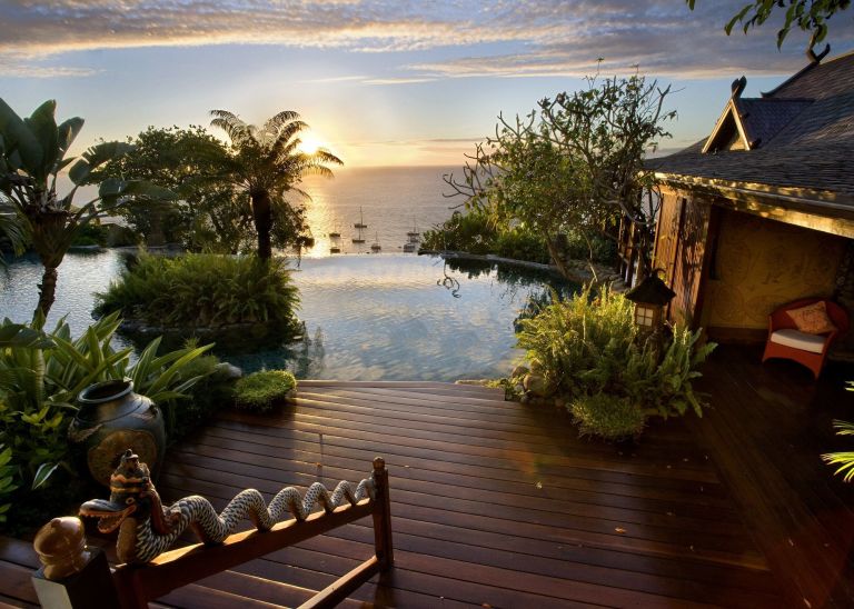 bowie villa sunset