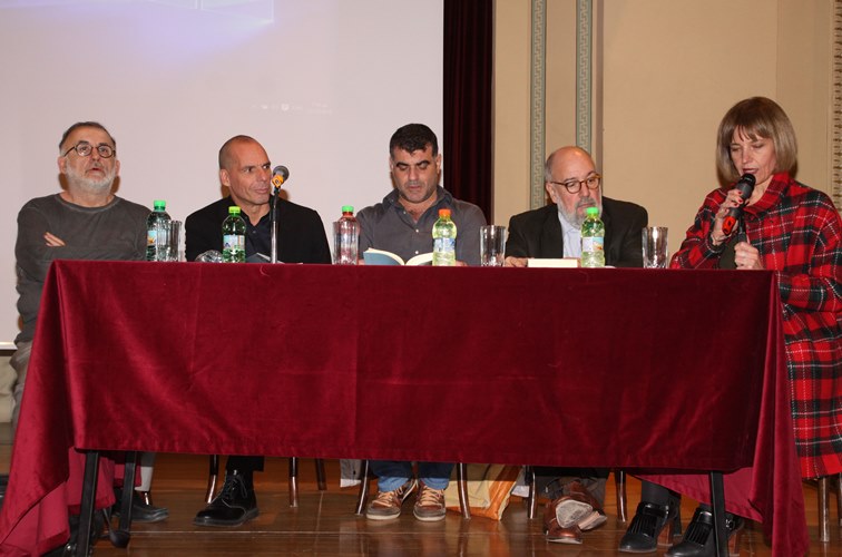mikroytsikos varoyfakis vaxevanis