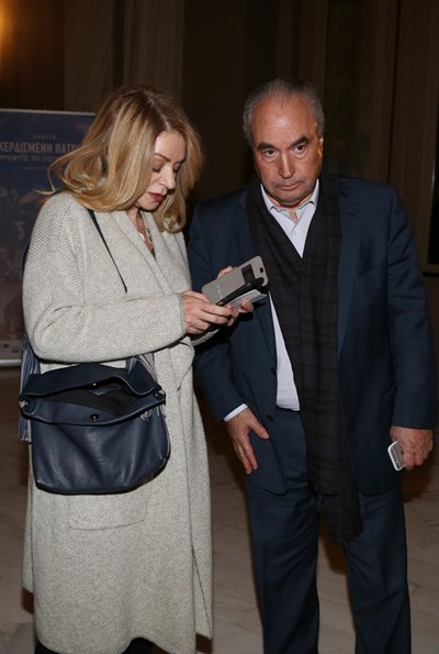 8759_eli_stai_nikos_moyndreas_15122016