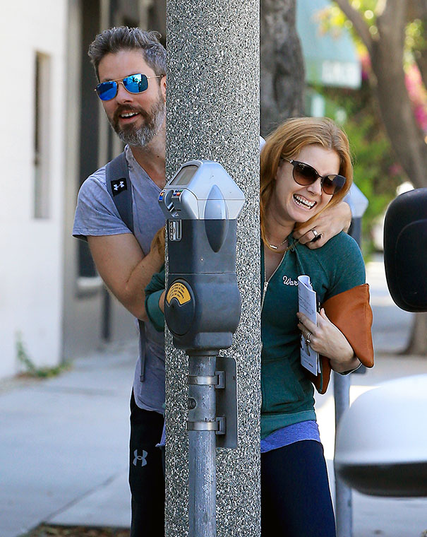 funny-celebrity-reactions-to-paparazzi-168-586282d070360__605