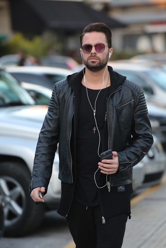 ilias-vretos-glyfada-1