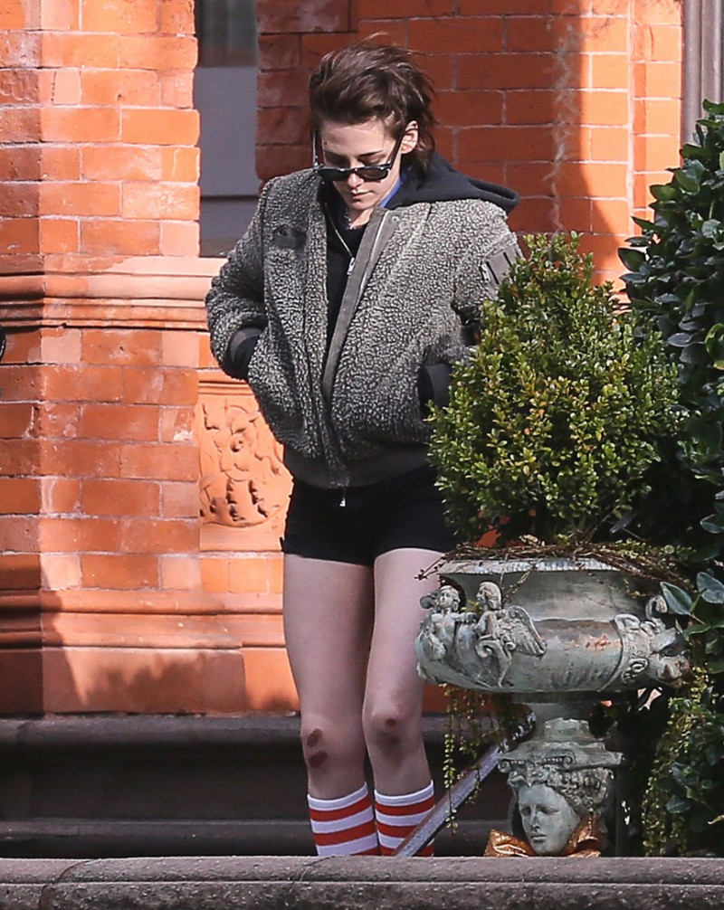 kristen stewart molopes