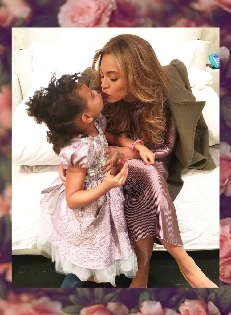 beyonce-blue-ivy-kissing-april-2016