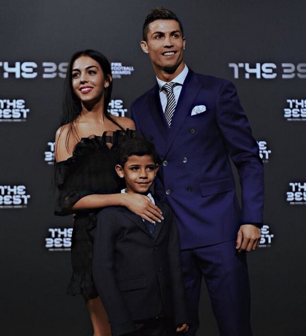 ronaldo rodriquez son