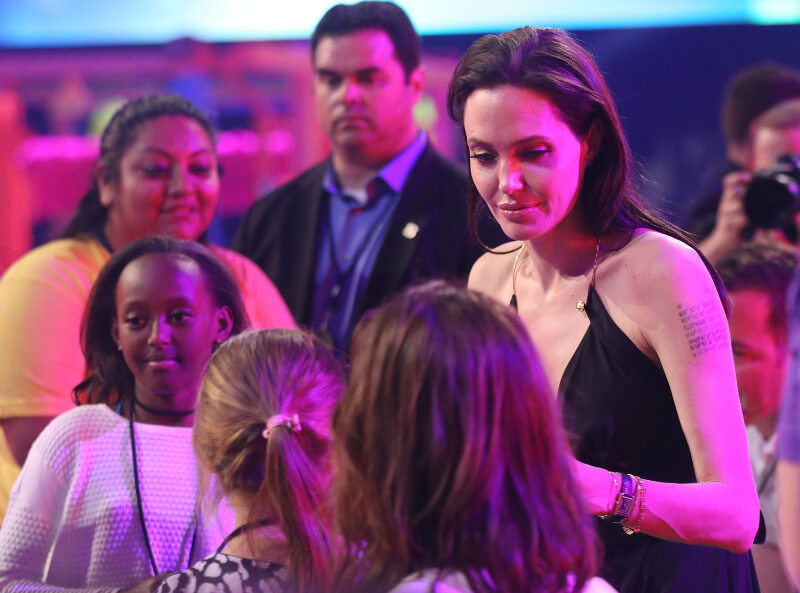 jolie-17-1-1_0