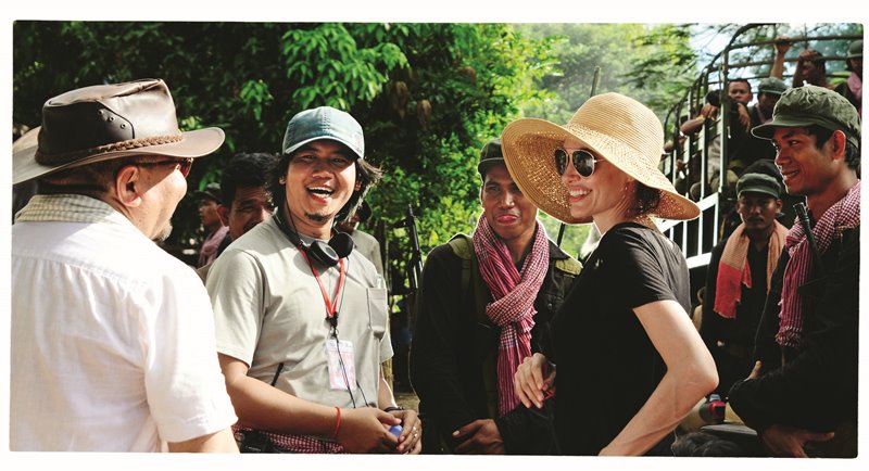 angelina jolie taxidi people 194 (7)