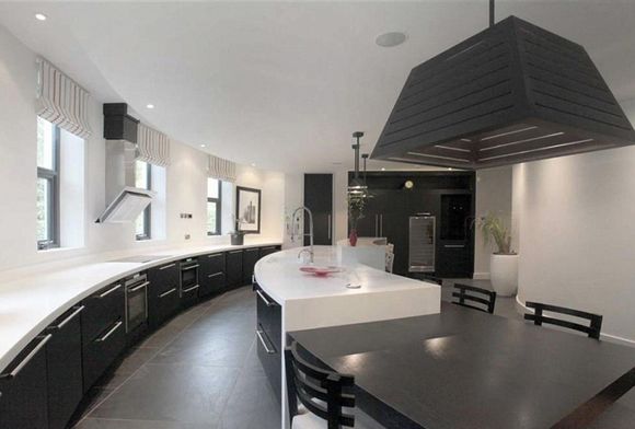 pogba_house6