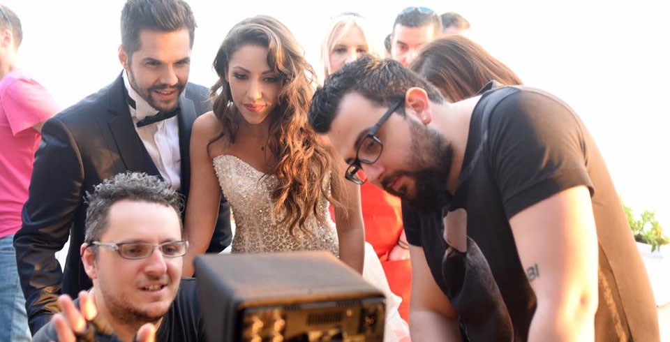Γιώργος Τσαλίκης - Antonella (Kings) - Χαϊδεμένο (backstage) - Hit Channel