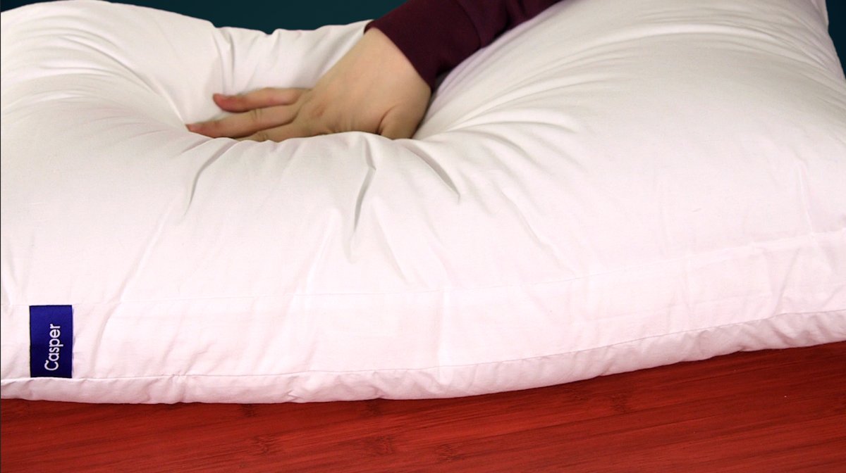 casper-the-bedding-company-launched-in-2014-has-an-absurdly-comfortable-responsive-pillow-that-retails-for-75