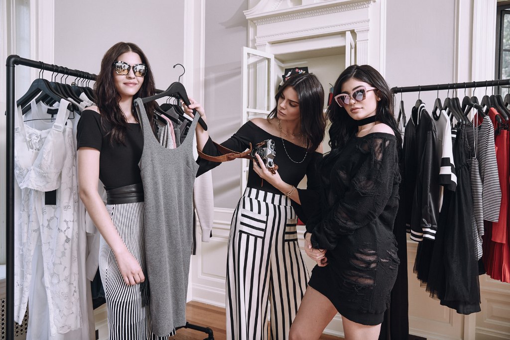 kendall + Kylie (1)