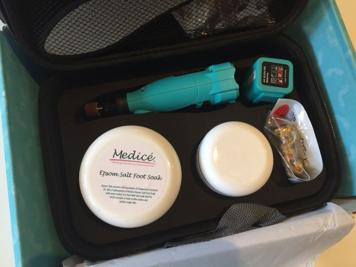 the-medice-foot-care-kit-is-supposed-to-keep-your-heals-smooth-and-crack-free