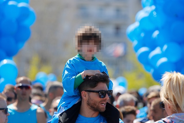 Ο Γιώργος Μανίκας με το γιο του
