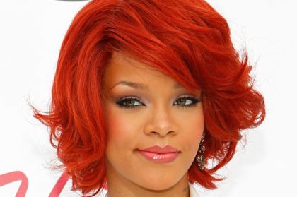 wpid-rihanna-2011-billboard-music-awards590do052311