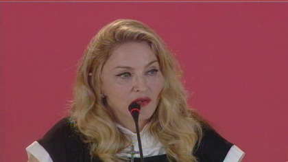 20110901-pictures-madonna-venice-film-festival-press-conference-36