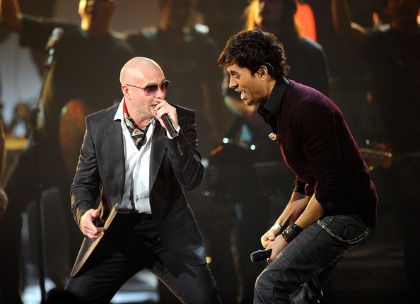 EnriqueIglesiasPitbull2010AmericanMusicWb9ffIia9OZl