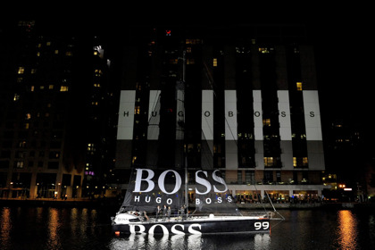 LAUNCH HUGO BOSS YACHT 28