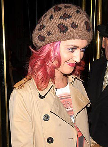 1318599919 katy-perry-240