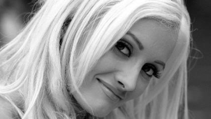 2356142-holly-madison