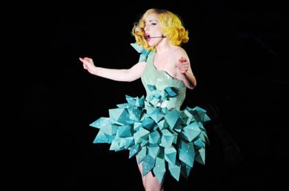 109373-lady gaga green dress 617 409