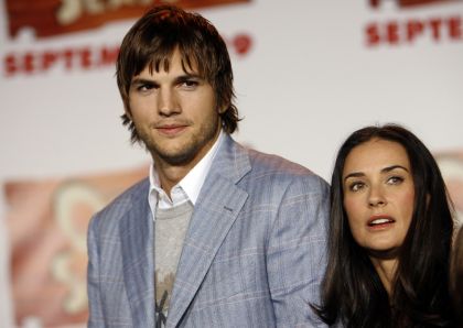 192167-demi-moore-ashton-kutcher-call-it-quits