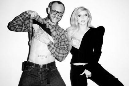 600x399xLady-Gaga-and-Terry-Richardson-1-600x399.jpg.pagespeed.ic.TH-cfqCJ6l