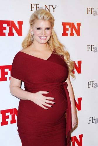 jessica-simpson-red-dress-FFaNY-11302011-lead-430x641