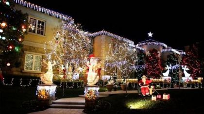 britney christmas_home