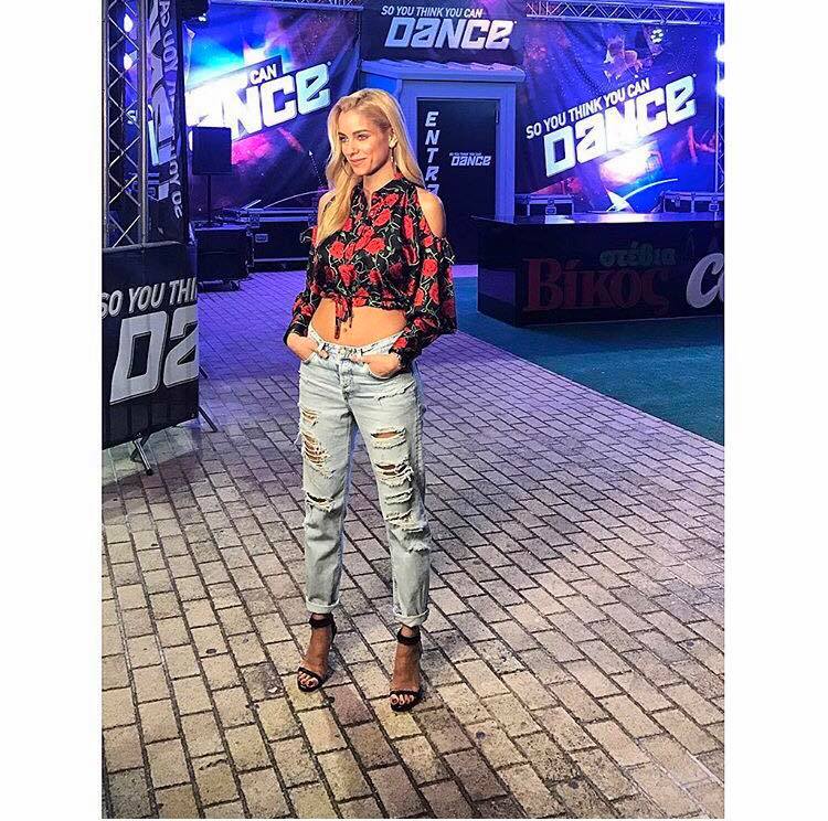 doukissa nomikou, so you think you can dance