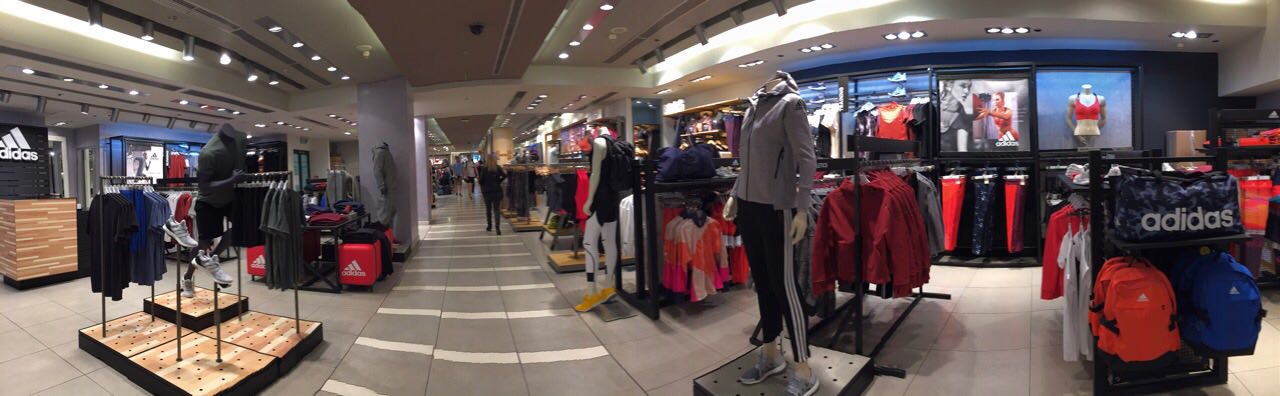 adidas corner at attica City Link (2)
