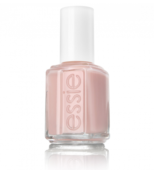 topless-barefoot-essie