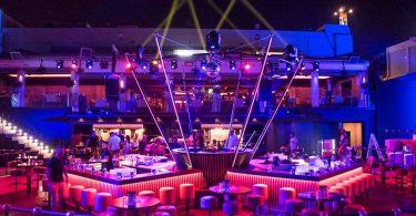 Концерты в лимассоле. Zante venue Лимассол. Ночная жизнь Лимассола. Лимассол ночной клуб. Лимассол Кипр клубы.